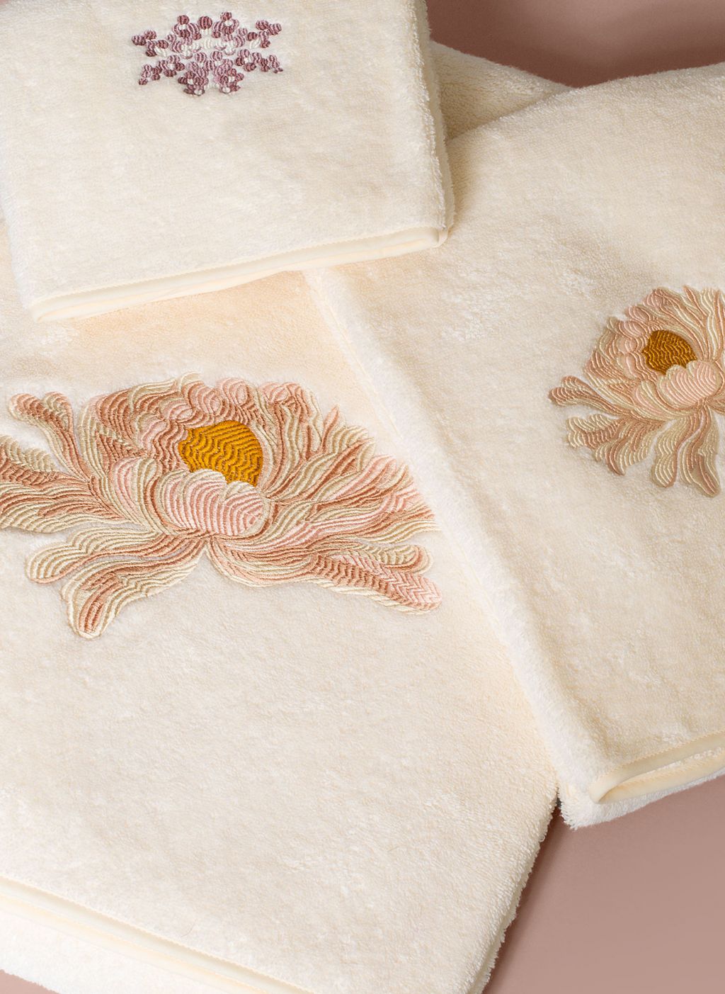 luxury embroidered bath towels
