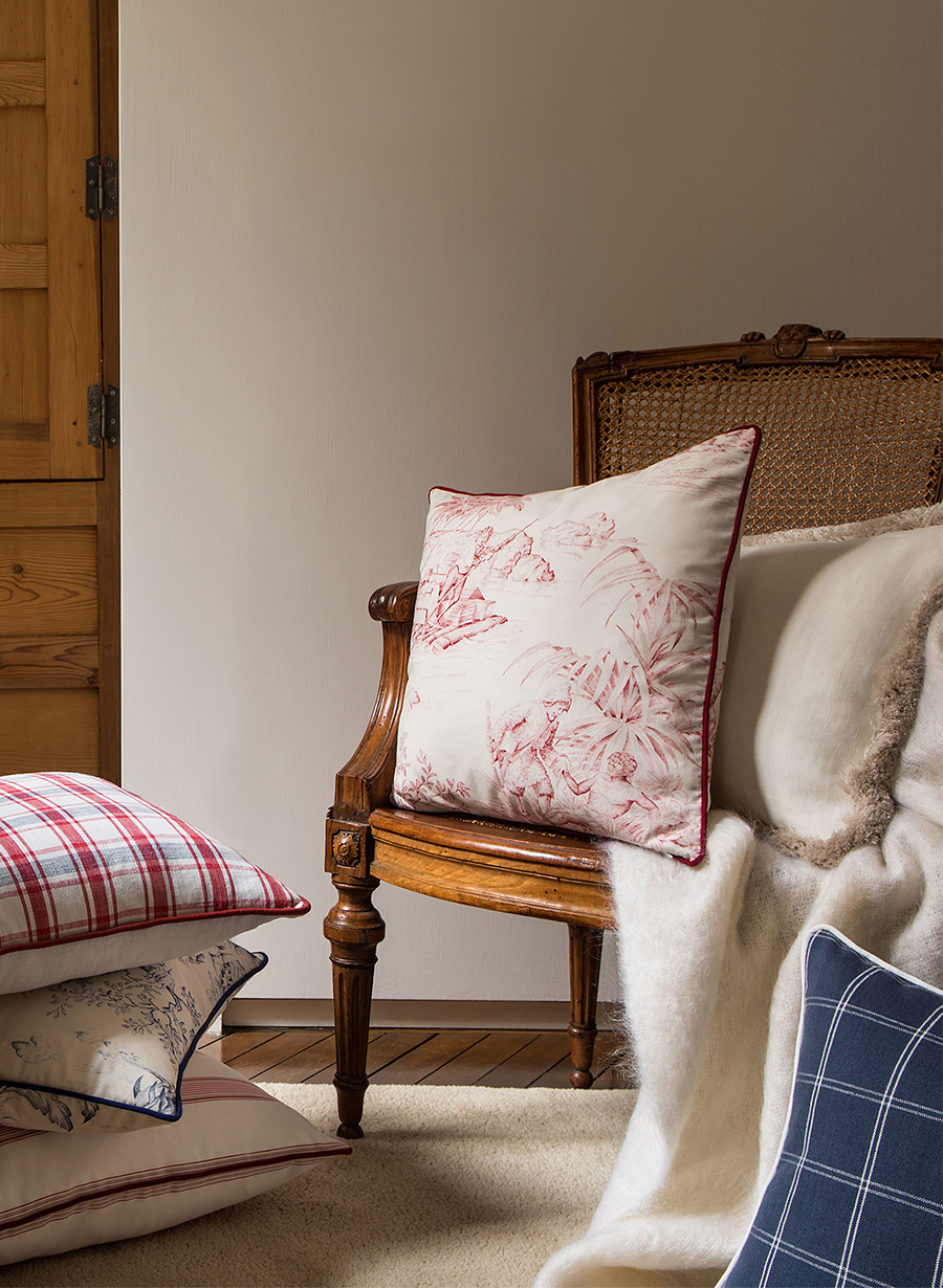 decorative throw pillow